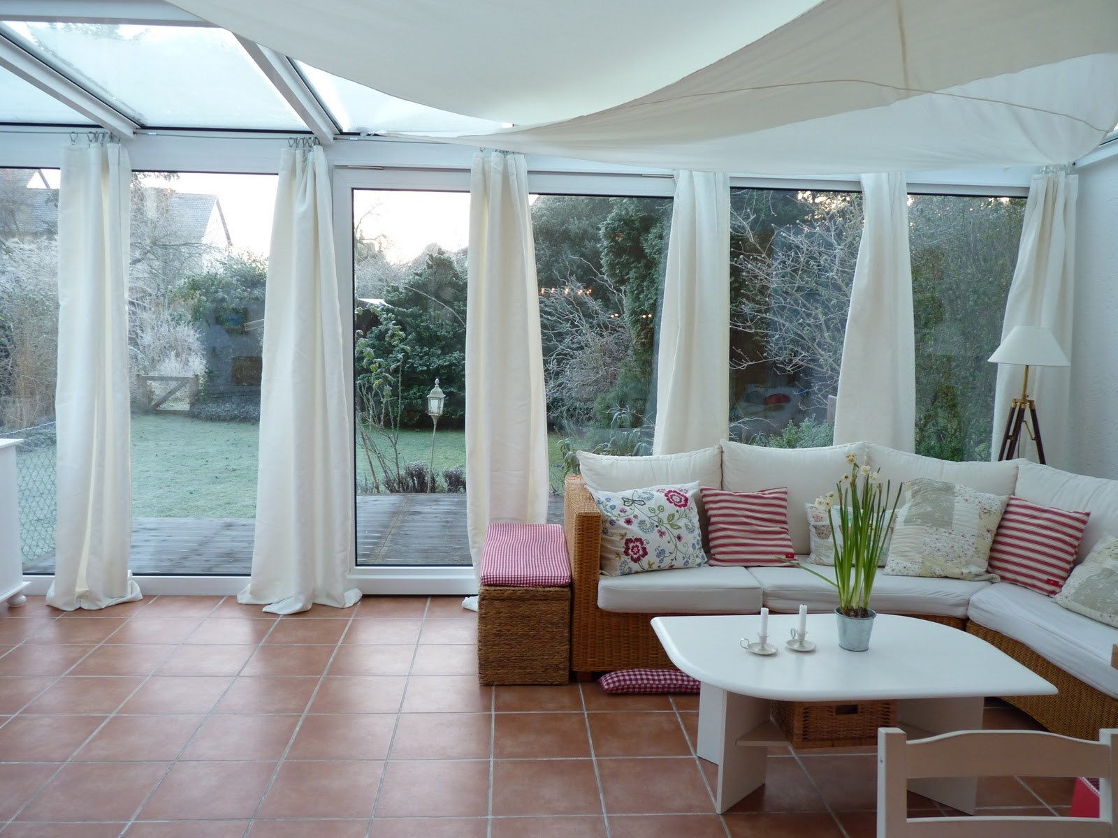 Уличные шторы