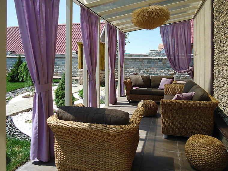 Уличные шторы